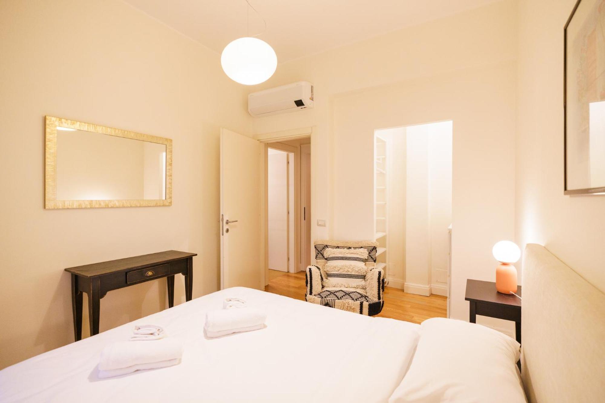 Domus Verona - Elegante Residenza Satiro ภายนอก รูปภาพ