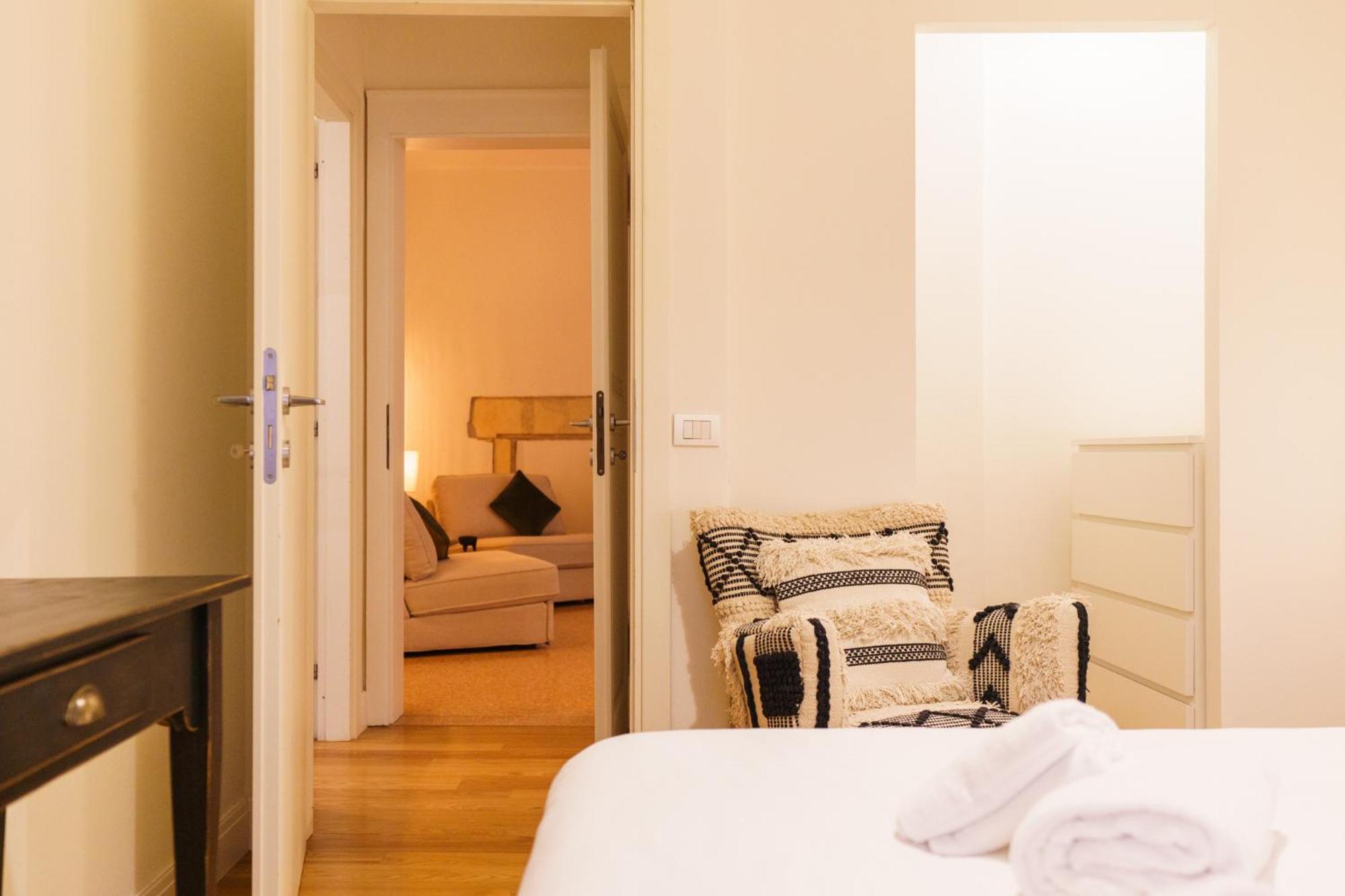 Domus Verona - Elegante Residenza Satiro ภายนอก รูปภาพ