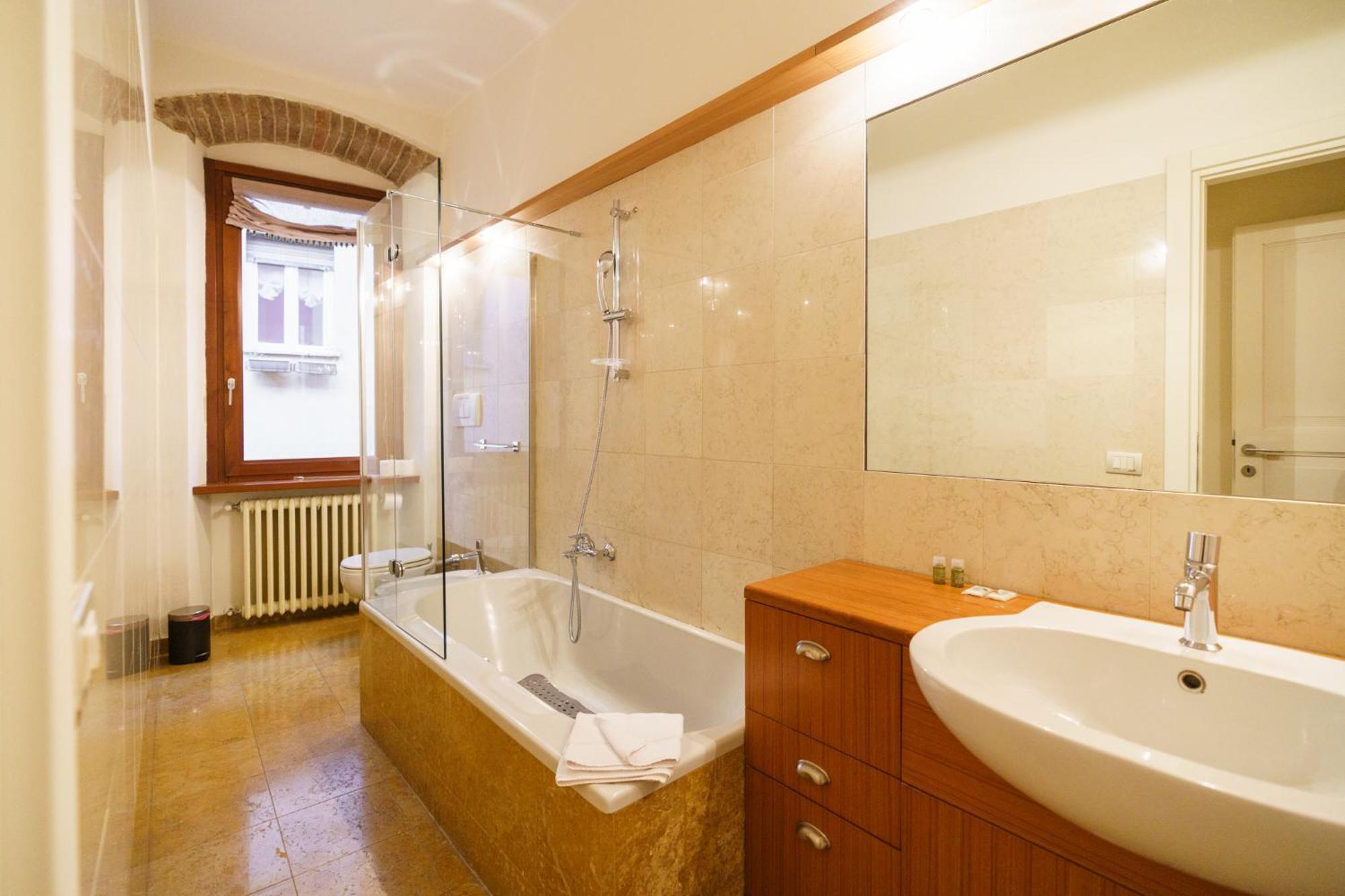 Domus Verona - Elegante Residenza Satiro ห้อง รูปภาพ